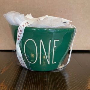 Rae Dunn measuring cups